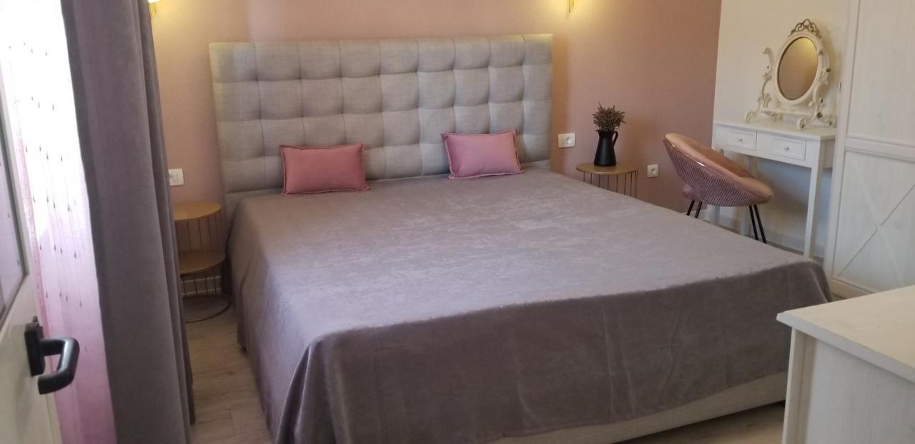 Aparthotel Monterria บาร์ ภายนอก รูปภาพ