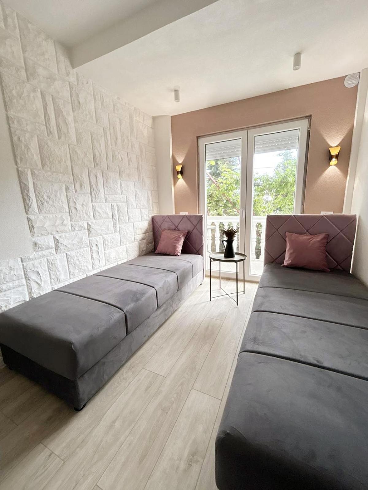 Aparthotel Monterria บาร์ ภายนอก รูปภาพ