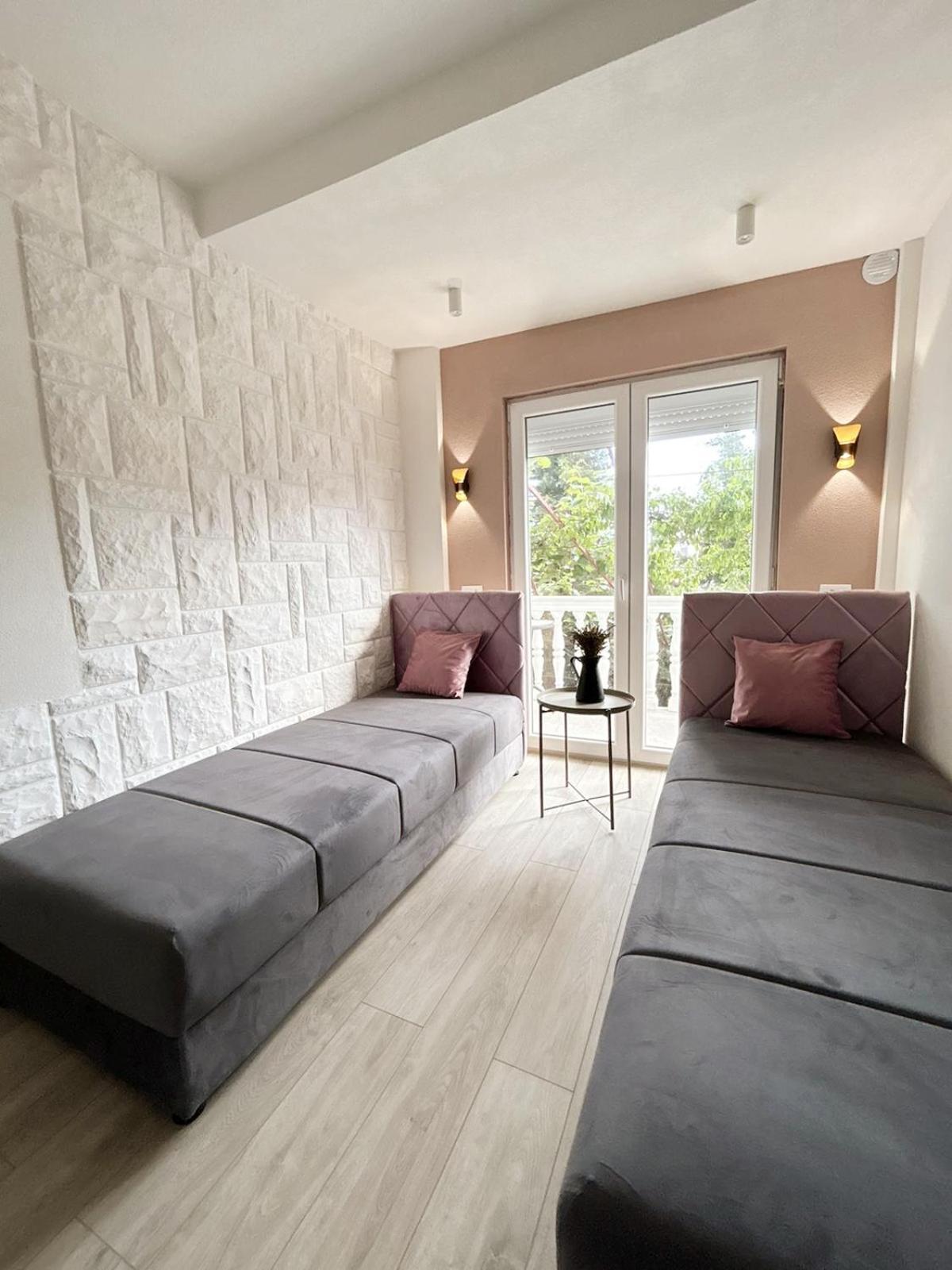 Aparthotel Monterria บาร์ ภายนอก รูปภาพ