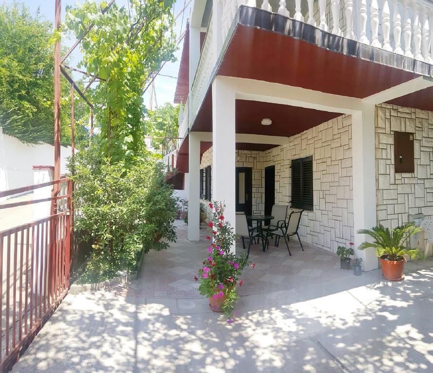 Aparthotel Monterria บาร์ ภายนอก รูปภาพ