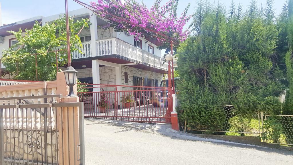 Aparthotel Monterria บาร์ ภายนอก รูปภาพ