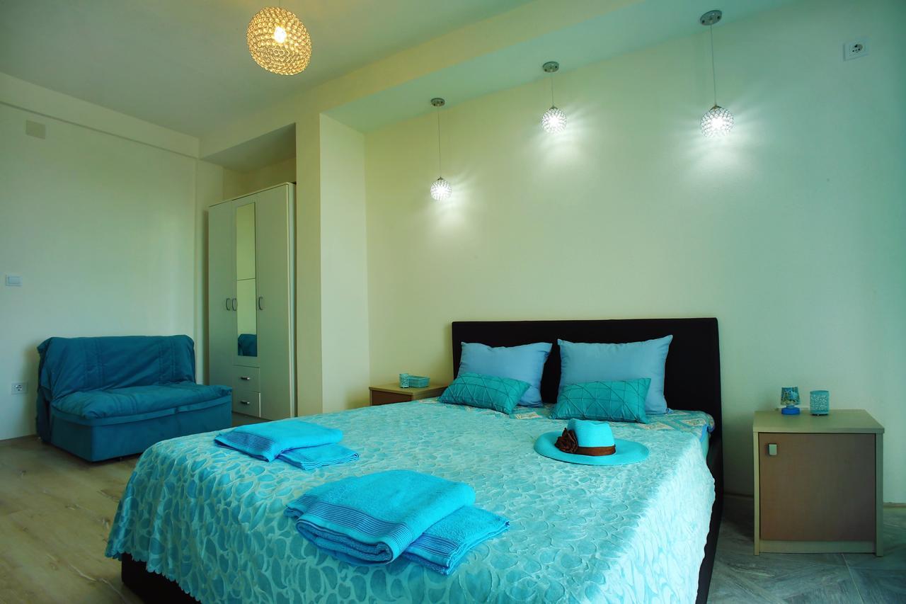 Aparthotel Monterria บาร์ ภายนอก รูปภาพ
