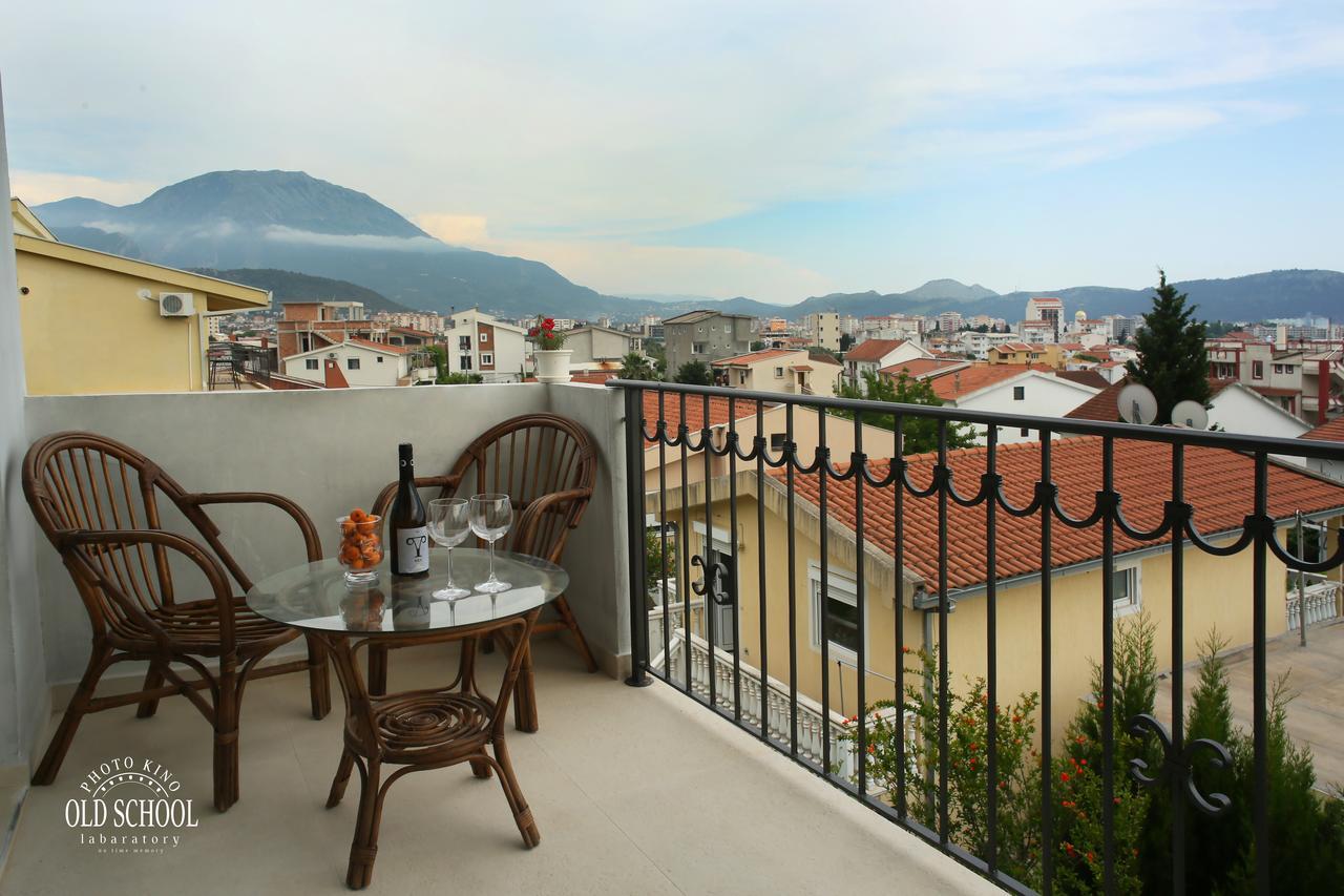 Aparthotel Monterria บาร์ ภายนอก รูปภาพ